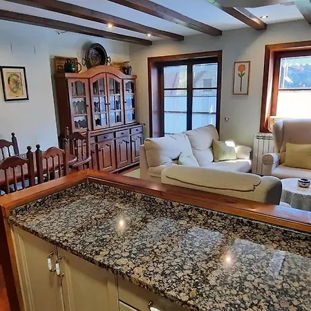 Apto. Edificio Lysandra, Anciles