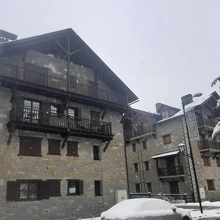 Apto. Edificio Lysandra, *